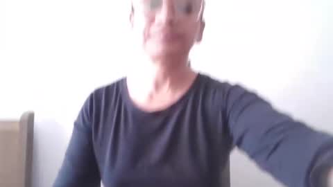 Ester online show from 12/25/24, 02:13