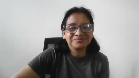 Ester online show from 10/11/25, 03:54