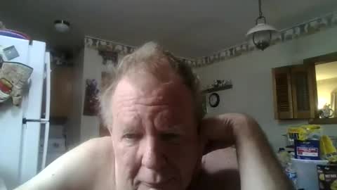 Snapshot of tiusflow chatting on 11/26/25, 01:34 tiusflow online show from 11/26/25, 01:34