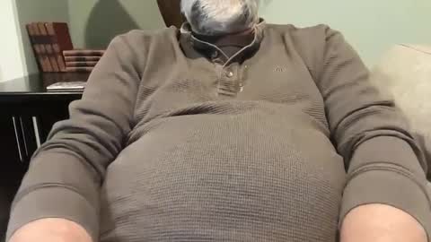 tjbear101 online show from 02/09/25, 01:14