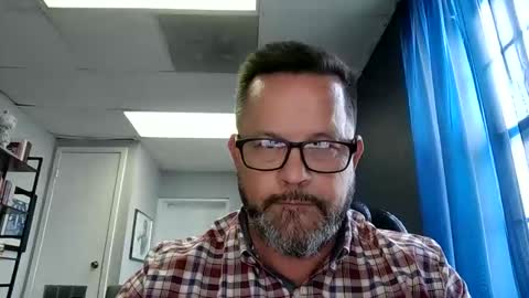 Snapshot of tjhawk86 chatting on 12/16/25, 08:36 tjhawk86 online show from 12/16/25, 08:36