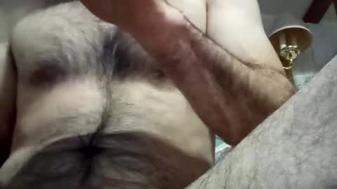 Snapshot of tlessa86 chatting on 12/17/25, 07:36 tlessa86 online show from 12/17/25, 07:36