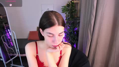 Snapshot of to_your chatting on 11/11/25, 12:54 2 GMT Mo Tu We Th Fr 10am-4am online show from 11/11/25, 12:54