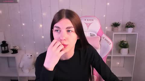 Snapshot of to_your chatting on 02/10/26, 02:59 2 GMT Mo Tu We Th Fr 10am-4am online show from 02/10/26, 02:59