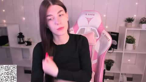 Snapshot of to_your chatting on 02/18/26, 12:17 2 GMT Mo Tu We Th Fr 10am-4am online show from 02/18/26, 12:17