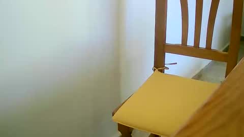 Tobiko online show from 01/12/25, 12:23