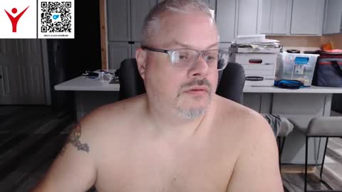 Todd Bator online show from 10/05/25, 09:51