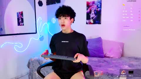 todoroki_g online show from 10/22/25, 12:38