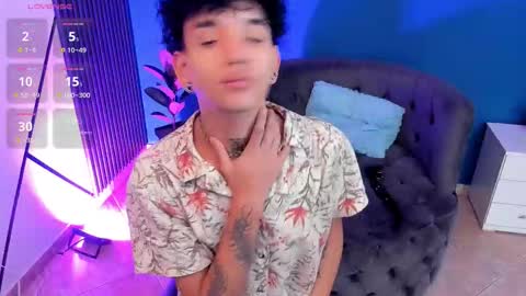 todoroki_g online show from 11/06/25, 12:06