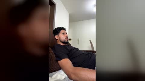 tody652 online show from 04/23/26, 01:46