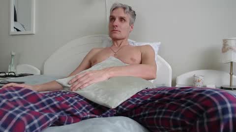 Daniel Bisexual uncut 20cm online show from 03/01/25, 07:30