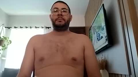 Snapshot of toidon chatting on 01/03/25, 12:41 Toidon online show from 01/03/25, 12:41