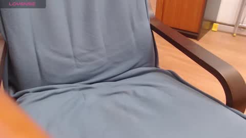 tokensnone online show from 02/21/25, 10:04