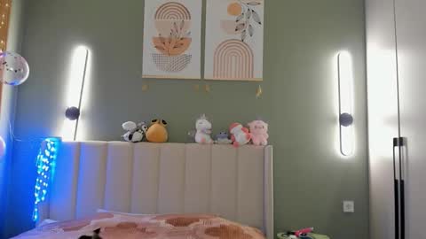 Toki online show from 11/10/25, 12:42