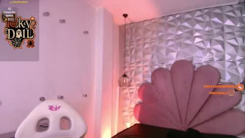 toky         online show from 10/29/25, 07:04