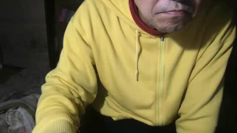 Snapshot of tokyo2024 chatting on 12/31/24, 09:50 small man online show from 12/31/24, 09:50