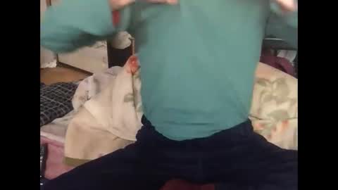 Snapshot of tokyo2024 chatting on 01/21/25, 03:15 small man online show from 01/21/25, 03:15