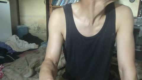 small man online show from 07/07/26, 12:57