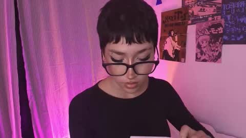  Halsey  Sofii  online show from 12/22/25, 05:48