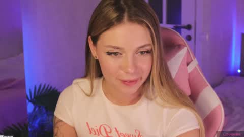 Snapshot of tokyo_n chatting on 02/07/25, 02:08 tokyo_n online show from 02/07/25, 02:08