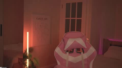 Snapshot of tokyo_n chatting on 02/20/25, 11:21 tokyo_n online show from 02/20/25, 11:21