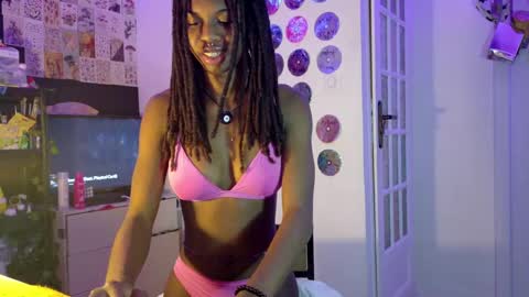 Athena Fantasy online show from 02/06/25, 09:06