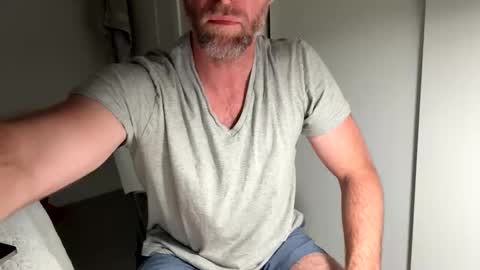 The Beekeeper online show from 04/19/26, 04:01