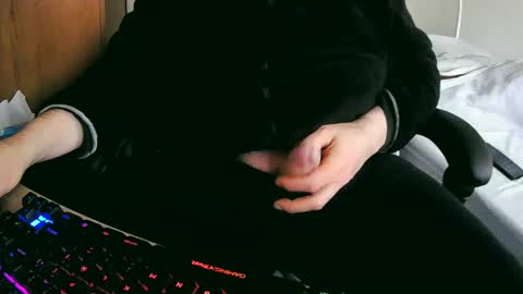 tolon408472 online show from 03/01/25, 12:01