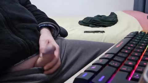 Snapshot of toloneo1 chatting on 02/03/26, 08:36 toloneo1 online show from 02/03/26, 08:36