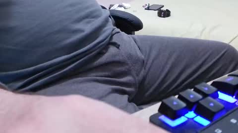 Snapshot of toloneo1 chatting on 03/20/26, 01:43 toloneo1 online show from 03/20/26, 01:43