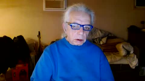 tom112292014 online show from 02/02/25, 03:54