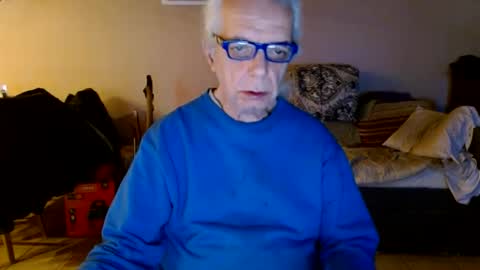 tom112292014 online show from 02/10/25, 01:33