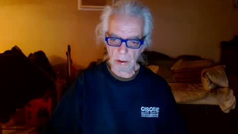 tom112292014 online show from 03/08/25, 05:17