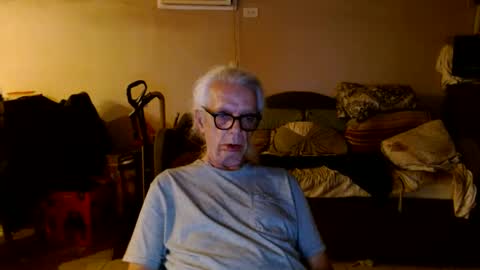 tom112292014 online show from 09/18/25, 01:18