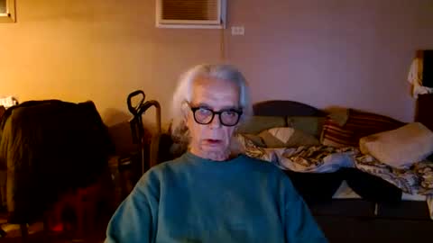 tom112292014 online show from 10/28/25, 03:10