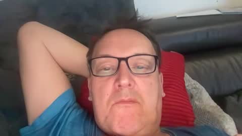 Tom online show from 02/15/26, 09:44