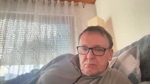 Tom online show from 02/25/26, 03:21