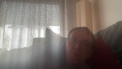 Tom online show from 03/08/26, 01:59