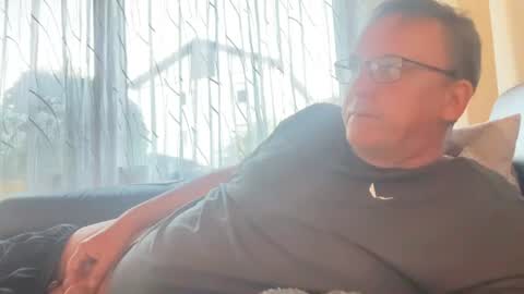Tom online show from 07/05/26, 05:42