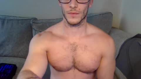 tom90ukx online show from 02/06/25, 01:54