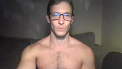 tom90ukx online show from 02/14/25, 04:41