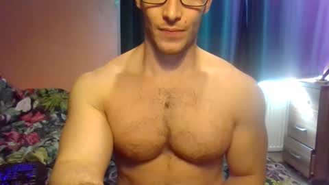 tom90ukx online show from 03/05/26, 01:40