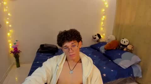 Tom Blue online show from 11/14/25, 03:44