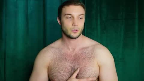 Tom online show from 07/12/26, 05:37