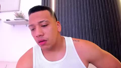 Tom muscle1 online show from 11/12/25, 12:05