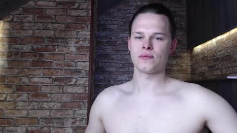 Snapshot of tom_y_ chatting on 10/18/25, 08:37 Tom online show from 10/18/25, 08:37