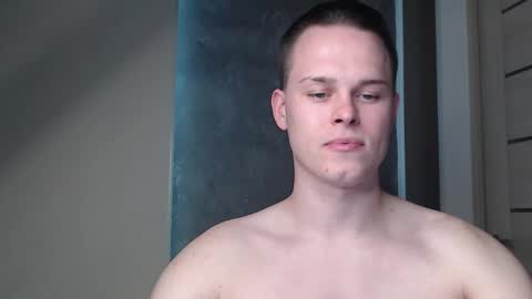 Snapshot of tom_y_ chatting on 11/09/25, 12:14 Tom online show from 11/09/25, 12:14