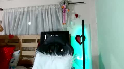 tomas gerauld. make me happy with 10000 tokens online show from 03/13/26, 03:02