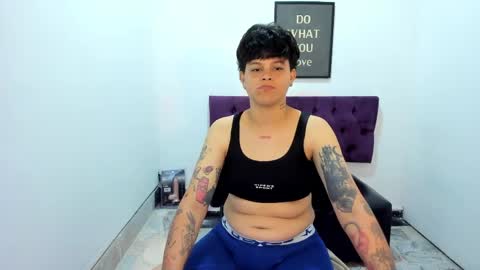 Snapshot of tomboy_natali chatting on 04/26/26, 01:47 IAN SAYD online show from 04/26/26, 01:47