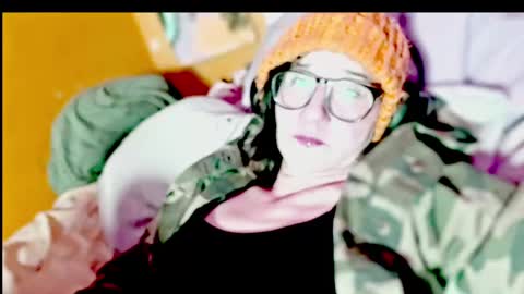 Snapshot of tomboy_titties chatting on 01/09/25, 10:41 tomboy_titties online show from 01/09/25, 10:41